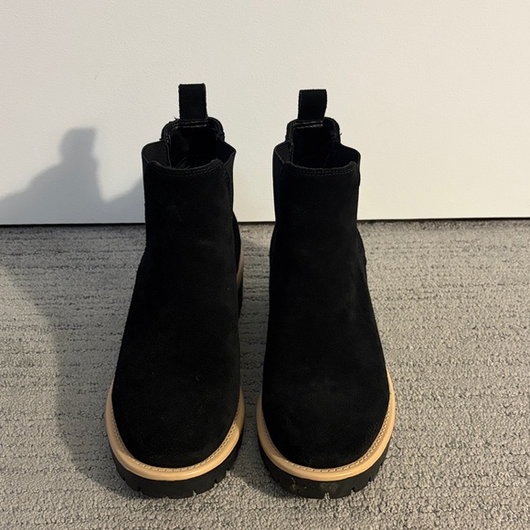 Blondo Black Waterproof Boots - Picture 2 of 7